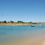 Apartamento T1 With Balcony Bbq 8min Walk To Beachfront