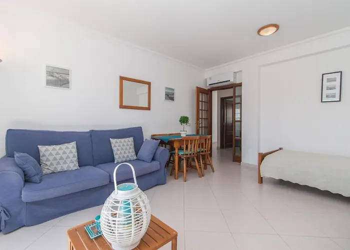 T1 With Balcony Bbq 8min Walk To Beachfront Appartement Faro