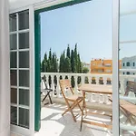 T1 With Balcony Bbq 8min Walk To Beachfront *