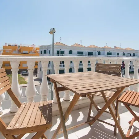 T1 Wifi, Balcony With Bbq, Air Con 8min Walk From The Marginal Of * Faro