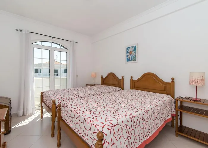 Cabanas T1 Apartment With Balcony Bbq 8Min Walk To Beachfront ファロ